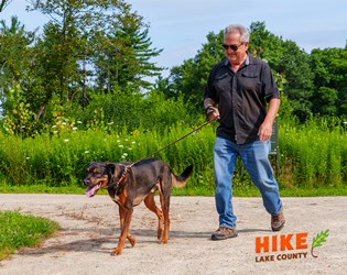Hike_Lake_County_Man_walking_Dog