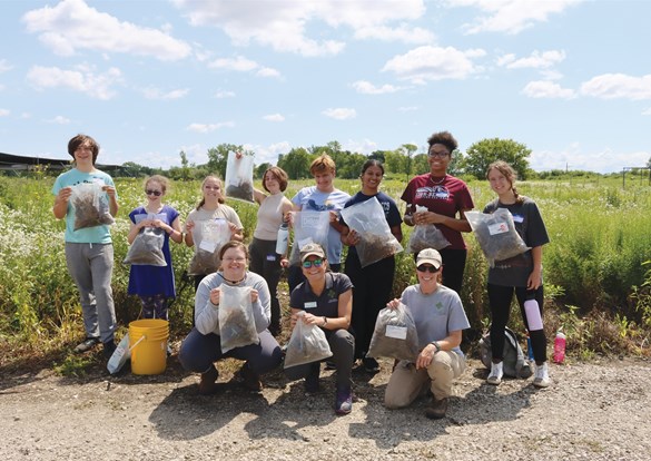 Large group of Conservation Explorers students together taking a photograph.