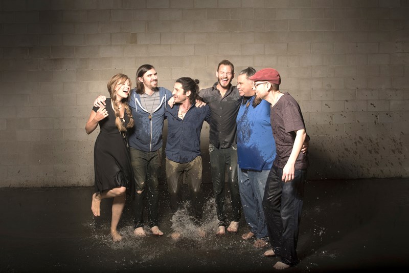 Adam_Ezra_band_photo