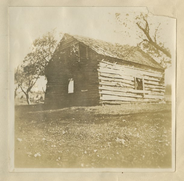 Settler Log Cabin Mill Creek Road